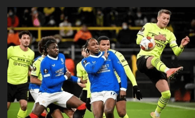 赛后欧超杯焦点战；埃因霍温篮板制胜；媒体盛赞；赛程密集仍需轮换的简单介绍